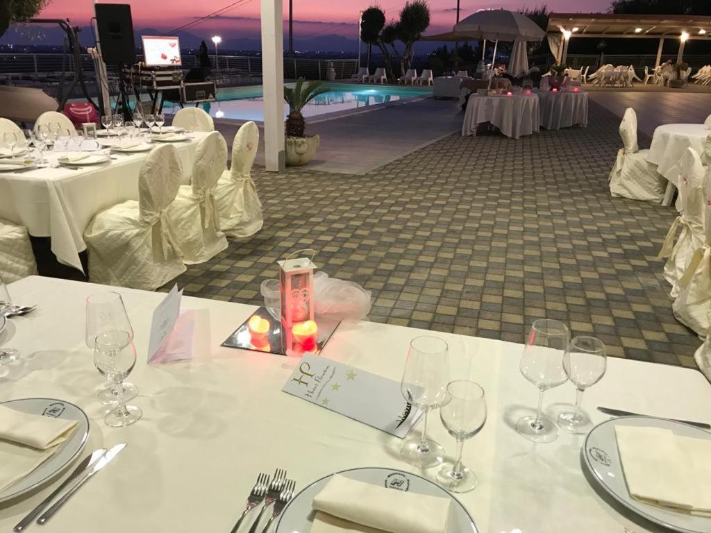 Hotel Ristorante Paradiso Albanella エクステリア 写真