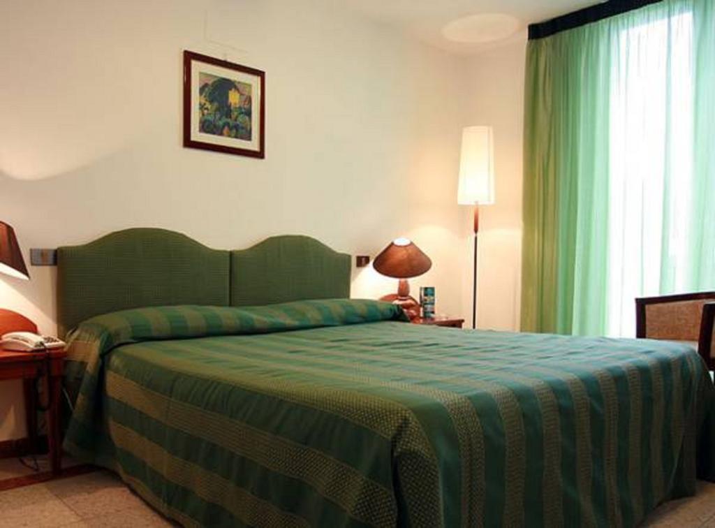 Hotel Ristorante Paradiso Albanella 部屋 写真